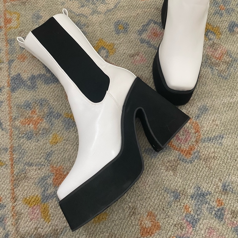Platform White Boots Retro